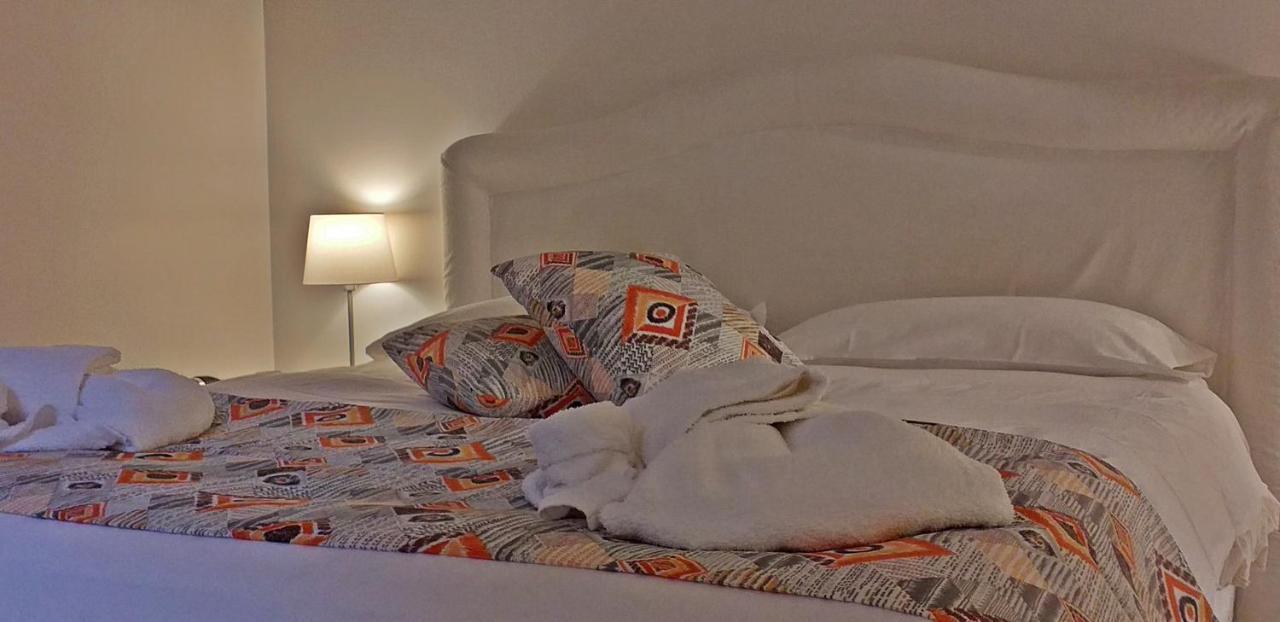 Triton Place Roma Dış mekan fotoğraf